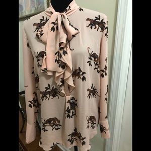 New..Ann Taylor printed blouse...